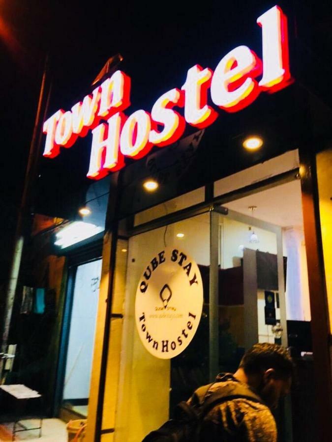 Town Hostel Mumbai - Ac Dormitory Exterior foto