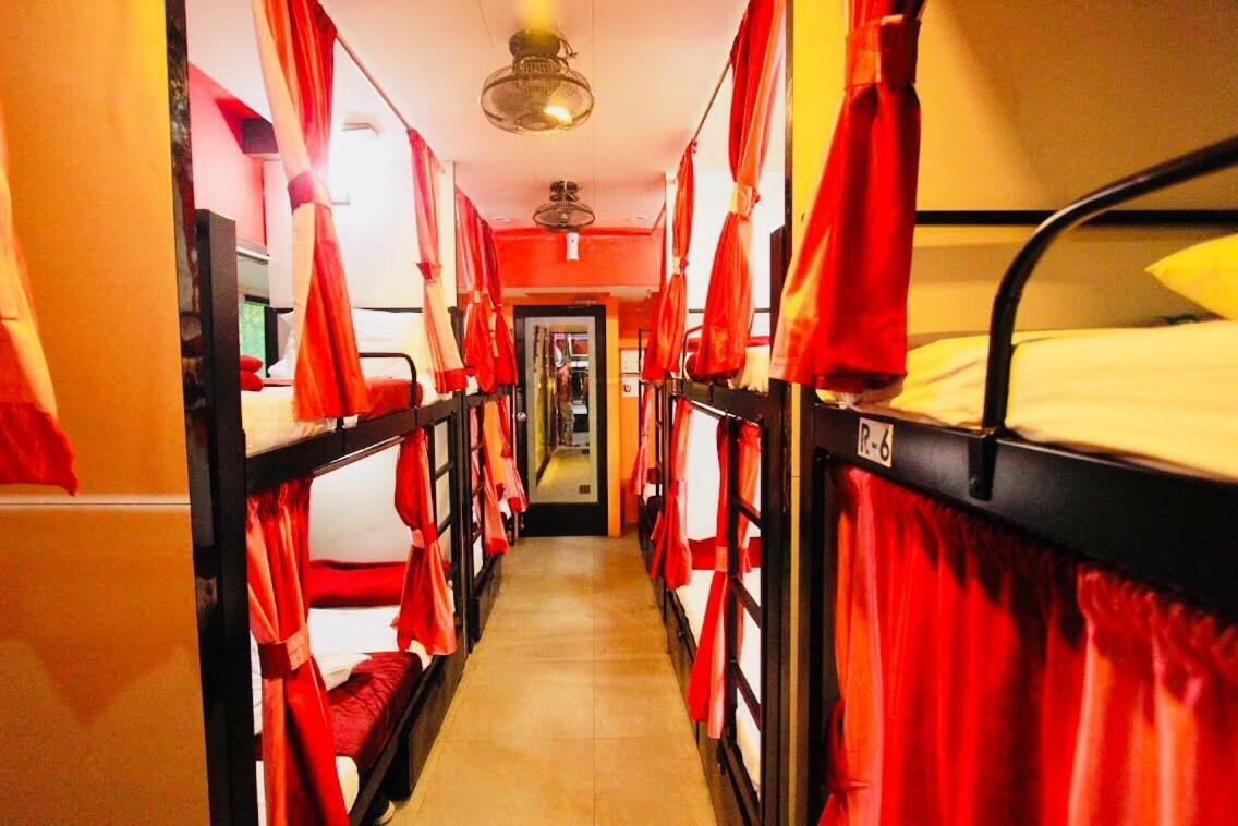 Town Hostel Mumbai - Ac Dormitory Exterior foto