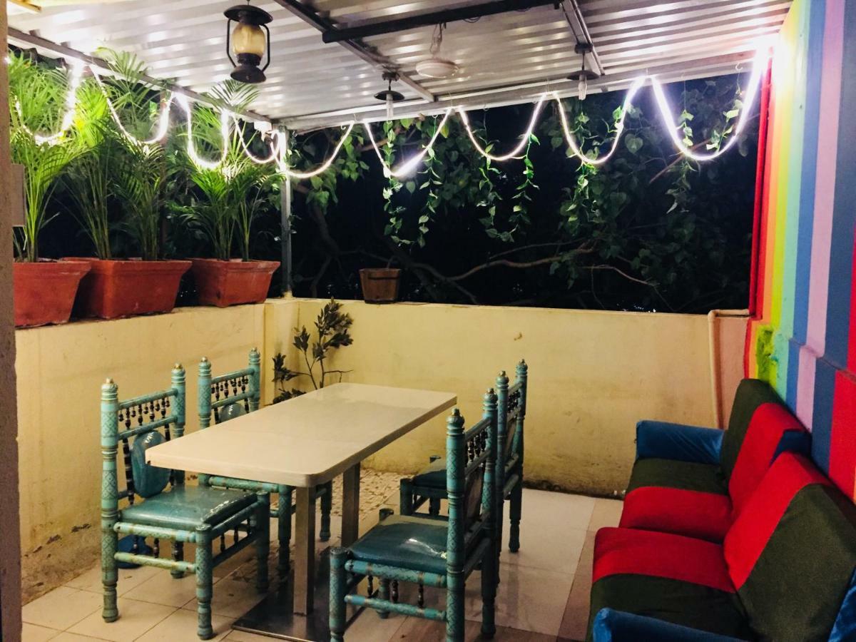 Town Hostel Mumbai - Ac Dormitory Exterior foto